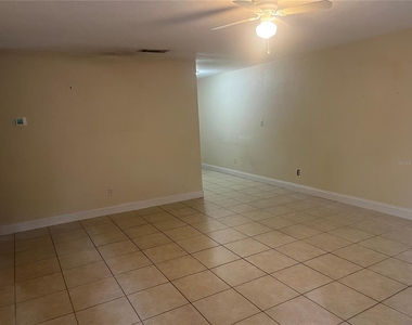 7200 Sw 42nd Place - Photo Thumbnail 1