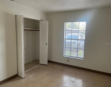 5730 Nw 25th Terrace - Photo Thumbnail 4
