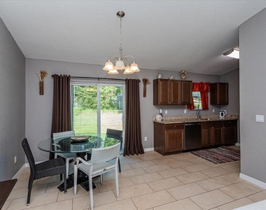 5056 Nw 61st Avenue - Photo Thumbnail 5