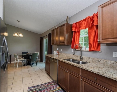 5056 Nw 61st Avenue - Photo Thumbnail 8