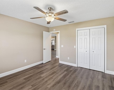 2609 Privada Drive - Photo Thumbnail 15