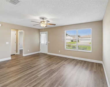 2609 Privada Drive - Photo Thumbnail 5