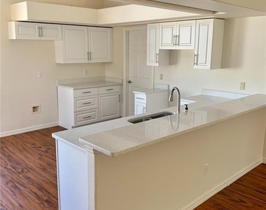 16400 Coopers Hawk Avenue - Photo Thumbnail 2
