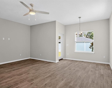 8 Squire Court - Photo Thumbnail 4