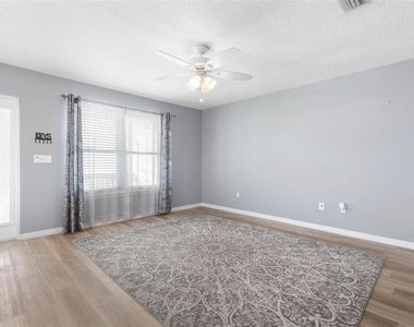 601 Central Avenue S - Photo Thumbnail 4