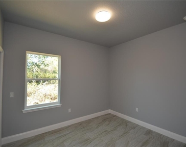 25 Rosepetal Lane - Photo Thumbnail 16