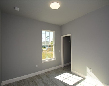 25 Rosepetal Lane - Photo Thumbnail 14
