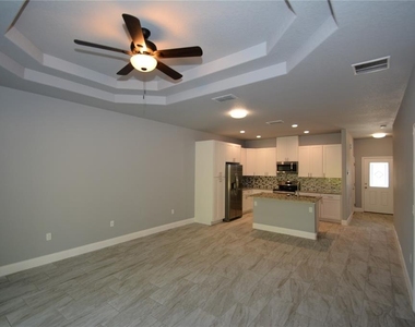 25 Rosepetal Lane - Photo Thumbnail 7