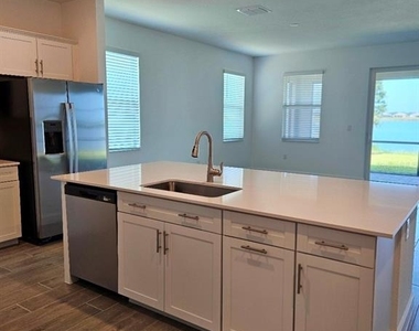 8116 Shore Lake Drive - Photo Thumbnail 5
