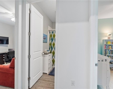 16360 Palmetto Street - Photo Thumbnail 14