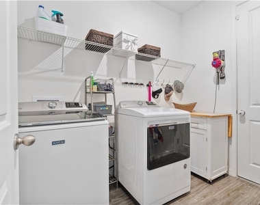 16360 Palmetto Street - Photo Thumbnail 18