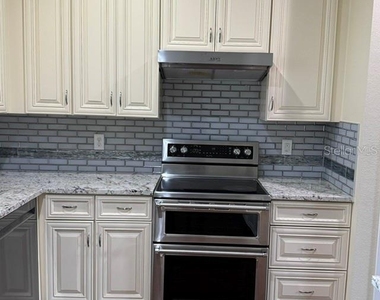 2255 Ribble Street - Photo Thumbnail 5