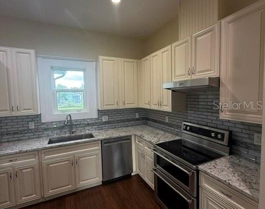 2255 Ribble Street - Photo Thumbnail 2