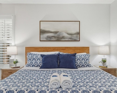 3137 Campbell Street - Photo Thumbnail 24