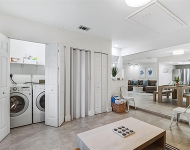 3137 Campbell Street - Photo Thumbnail 15