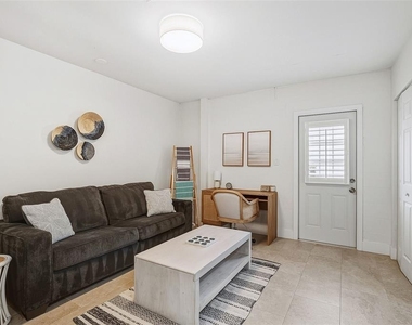 3137 Campbell Street - Photo Thumbnail 14