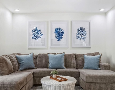 3137 Campbell Street - Photo Thumbnail 19