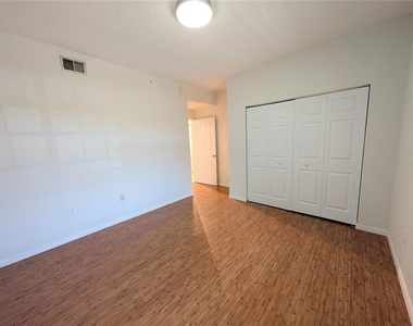 5001 Baraldi Circle - Photo Thumbnail 18