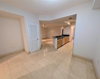 5001 Baraldi Circle - Photo Thumbnail 6
