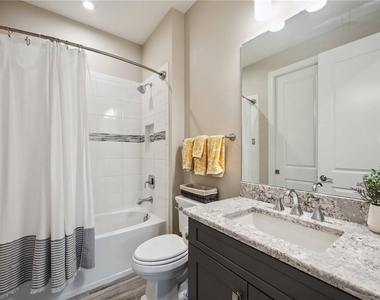 5305 Bartolomeo Street - Photo Thumbnail 12
