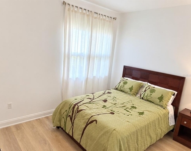 615 Riviera Dunes Way - Photo Thumbnail 13