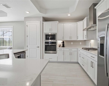 19115 Cherrystone Way - Photo Thumbnail 10