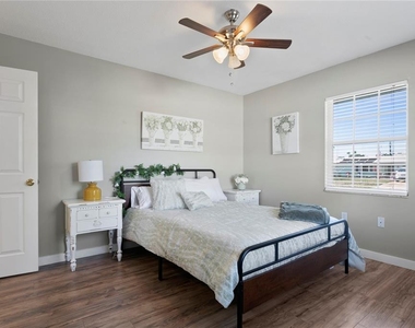 1694 Joyce Street - Photo Thumbnail 20