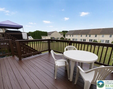 8134 Heritage Drive - Photo Thumbnail 30