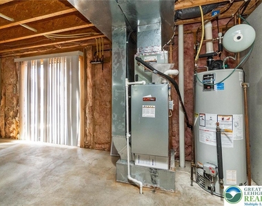 8134 Heritage Drive - Photo Thumbnail 27