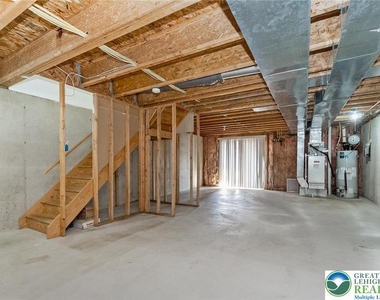 8134 Heritage Drive - Photo Thumbnail 24