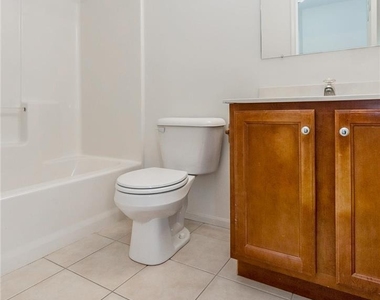 8134 Heritage Drive - Photo Thumbnail 20