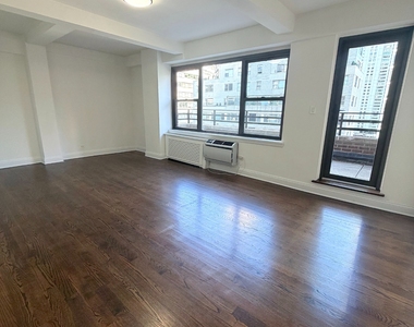  East 56 Street - Photo Thumbnail 4