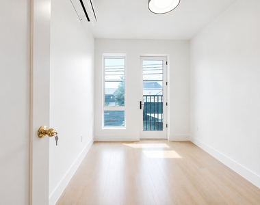 3405 Farragut R - Photo Thumbnail 2
