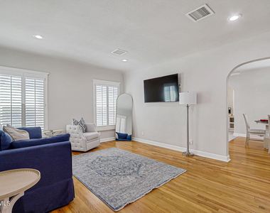 3511 Murray Place - Photo Thumbnail 4