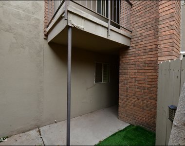 4433 N Stanton Street - Photo Thumbnail 27