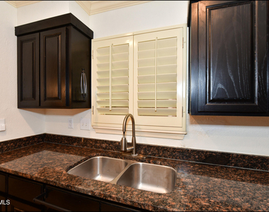 4433 N Stanton Street - Photo Thumbnail 14