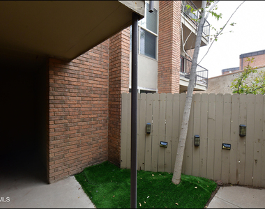 4433 N Stanton Street - Photo Thumbnail 26