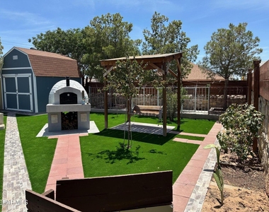 2260 Tierra Alegre Way - Photo Thumbnail 10