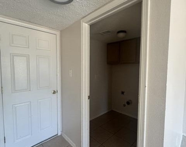 404 Desert Chicory Street - Photo Thumbnail 27