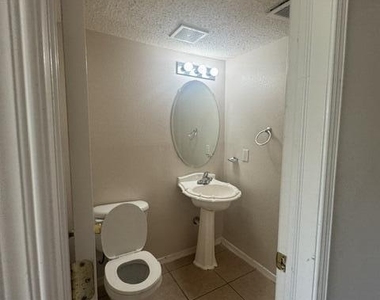 404 Desert Chicory Street - Photo Thumbnail 28