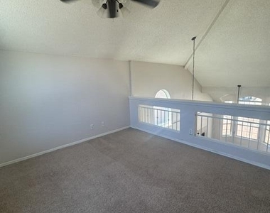 404 Desert Chicory Street - Photo Thumbnail 25