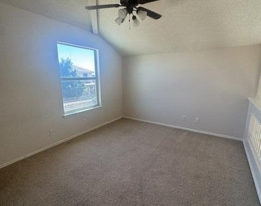 404 Desert Chicory Street - Photo Thumbnail 24