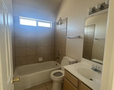404 Desert Chicory Street - Photo Thumbnail 22