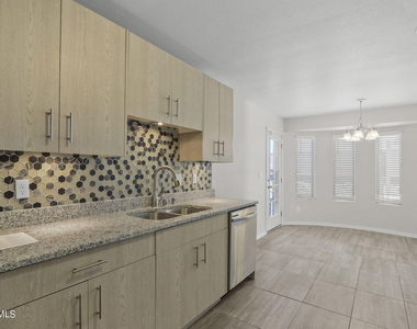 947 Follifoot Place - Photo Thumbnail 11