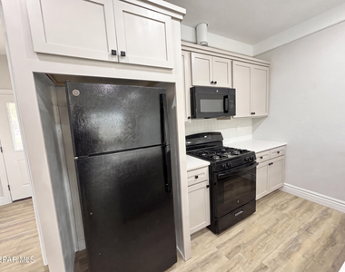 10371 Manzana Road - Photo Thumbnail 3