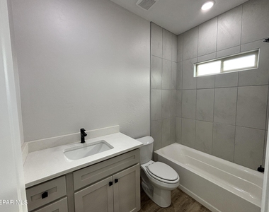 10371 Manzana Road - Photo Thumbnail 20