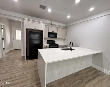 10371 Manzana Road - Photo Thumbnail 2