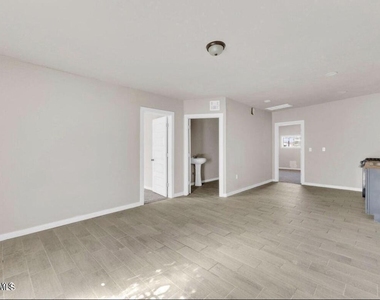 8827 Mount Elbert Drive - Photo Thumbnail 7