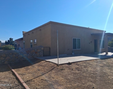 613 Valley Plum Avenue - Photo Thumbnail 29