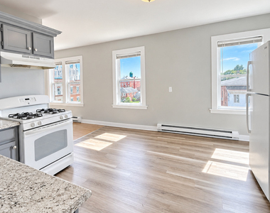 86 Gold Street - Photo Thumbnail 4